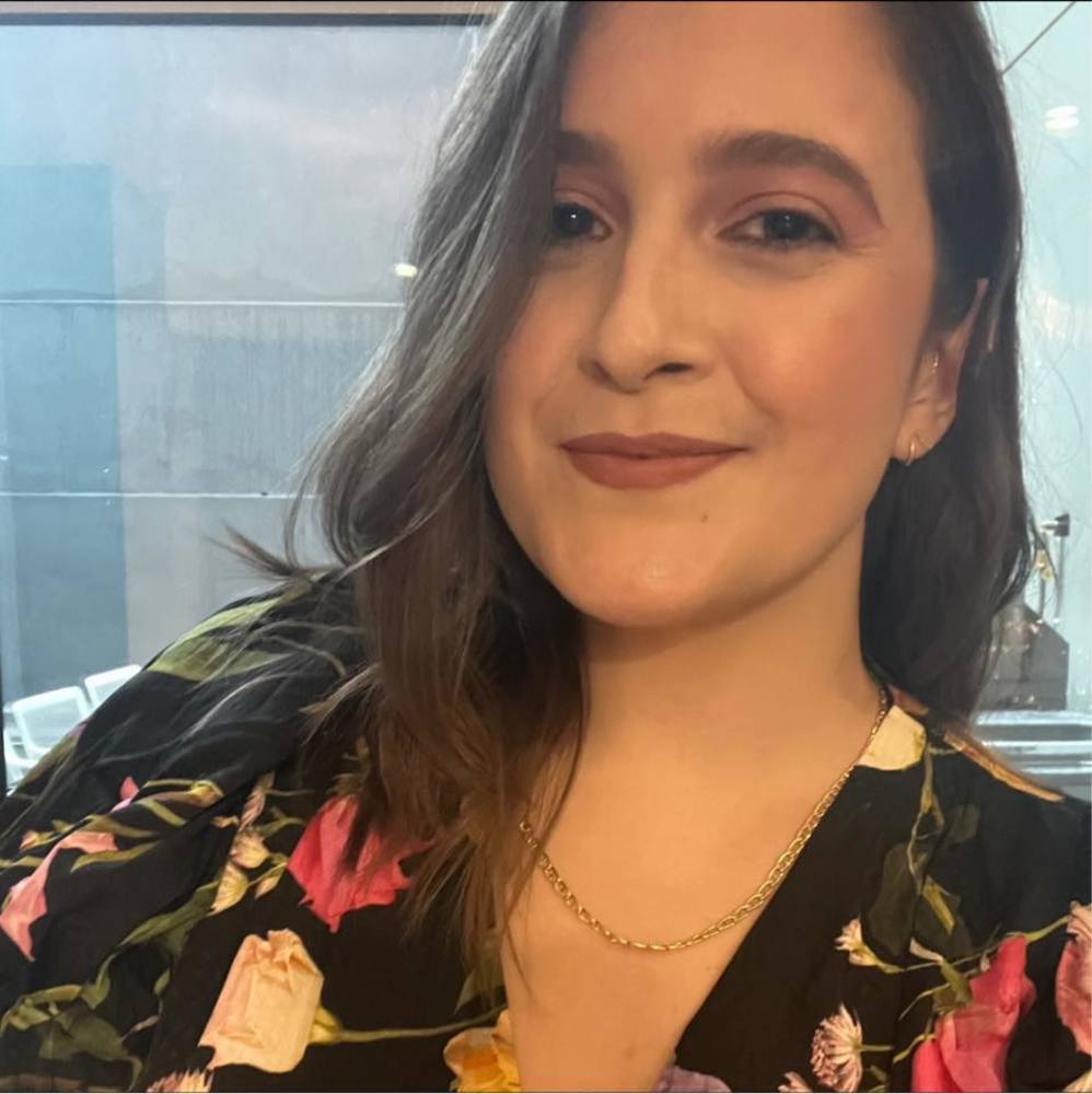 Meet your Posher, Danielle